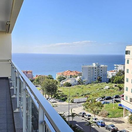 Vista Mar - Ac, Pool & Gym Lägenhet Funchal  Exteriör bild