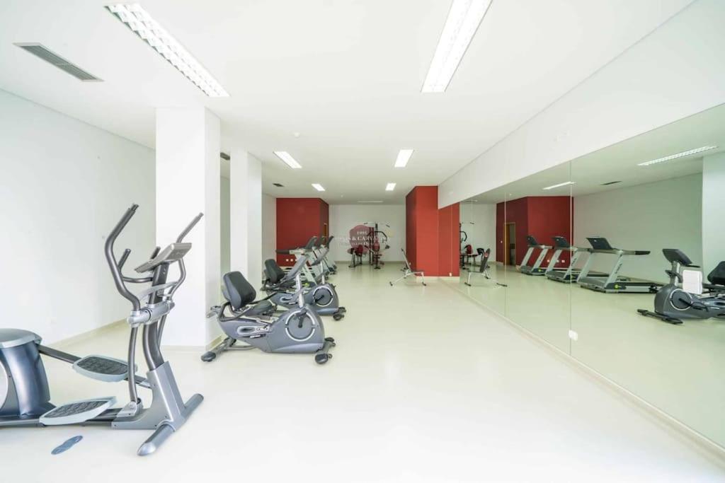 Vista Mar - Ac, Pool & Gym Lägenhet Funchal  Exteriör bild